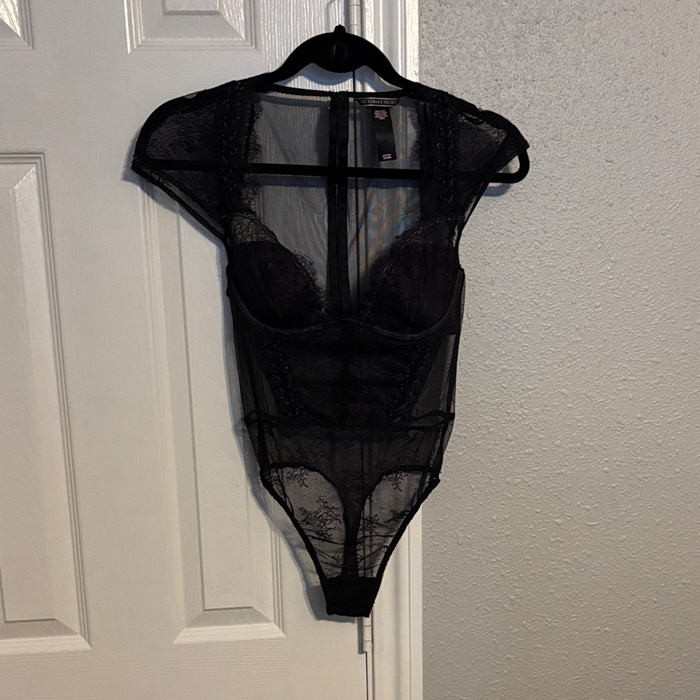 Victoria Secret Black Lace Sheer Mesh Corset Style Lingerie Bodysuit Size Small